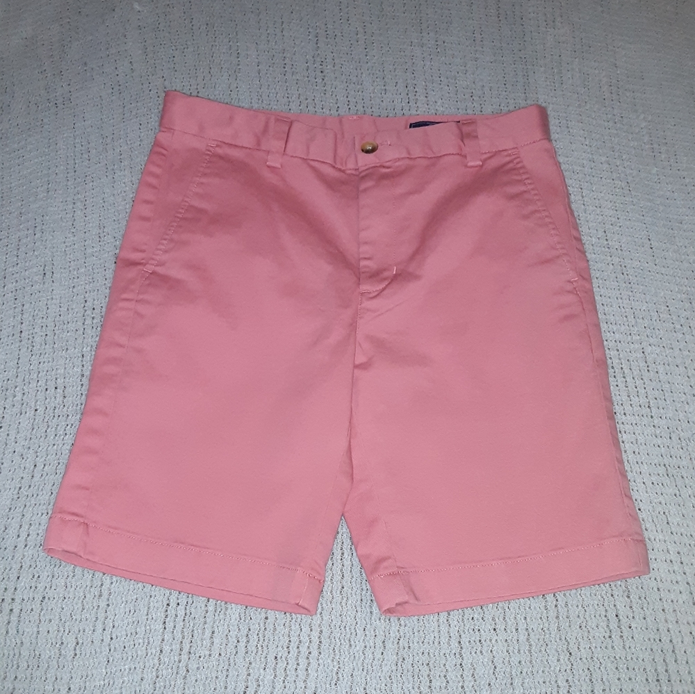 Vineyard vines